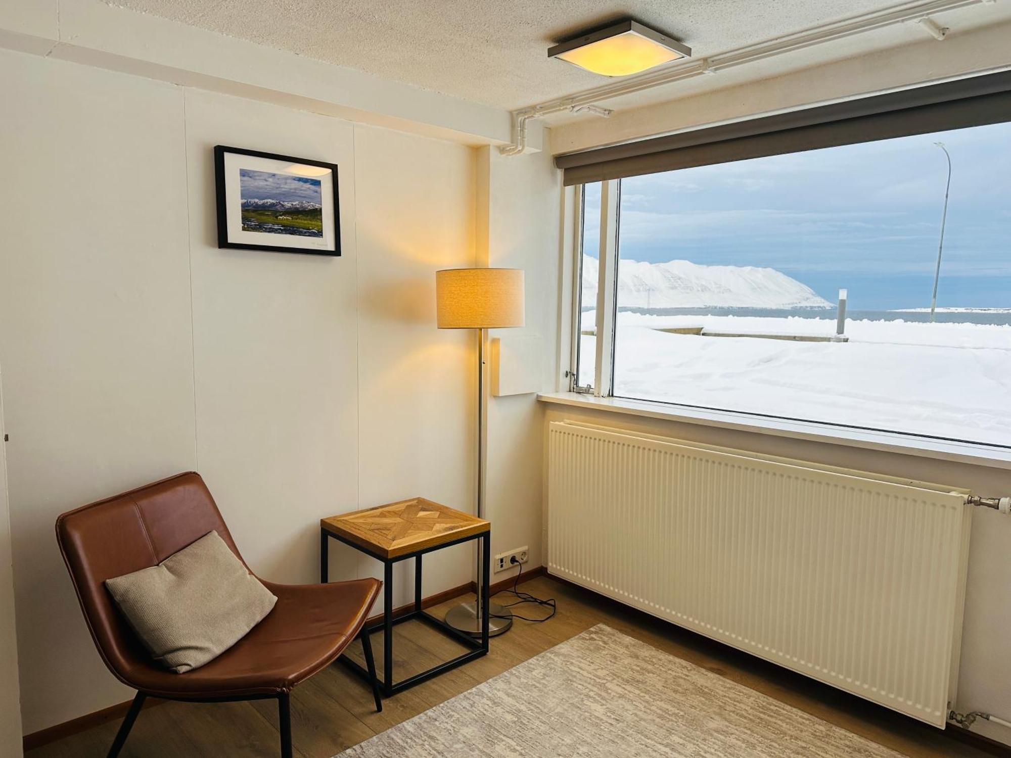 Отель Waterfront Fjord House Arskogssandur Экстерьер фото